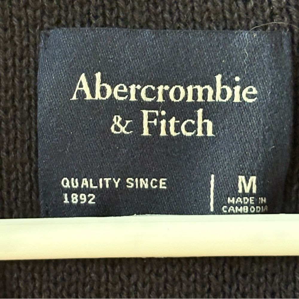 Abercrombie and Fitch Cardigan Sweater - Picture 2 of 3